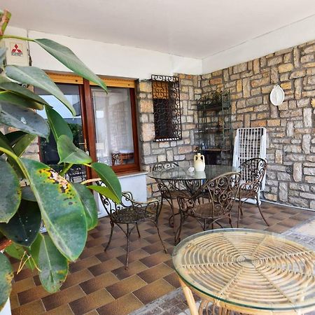 Un Ospite A Fontania Bed and Breakfast Γκαέτα Εξωτερικό φωτογραφία