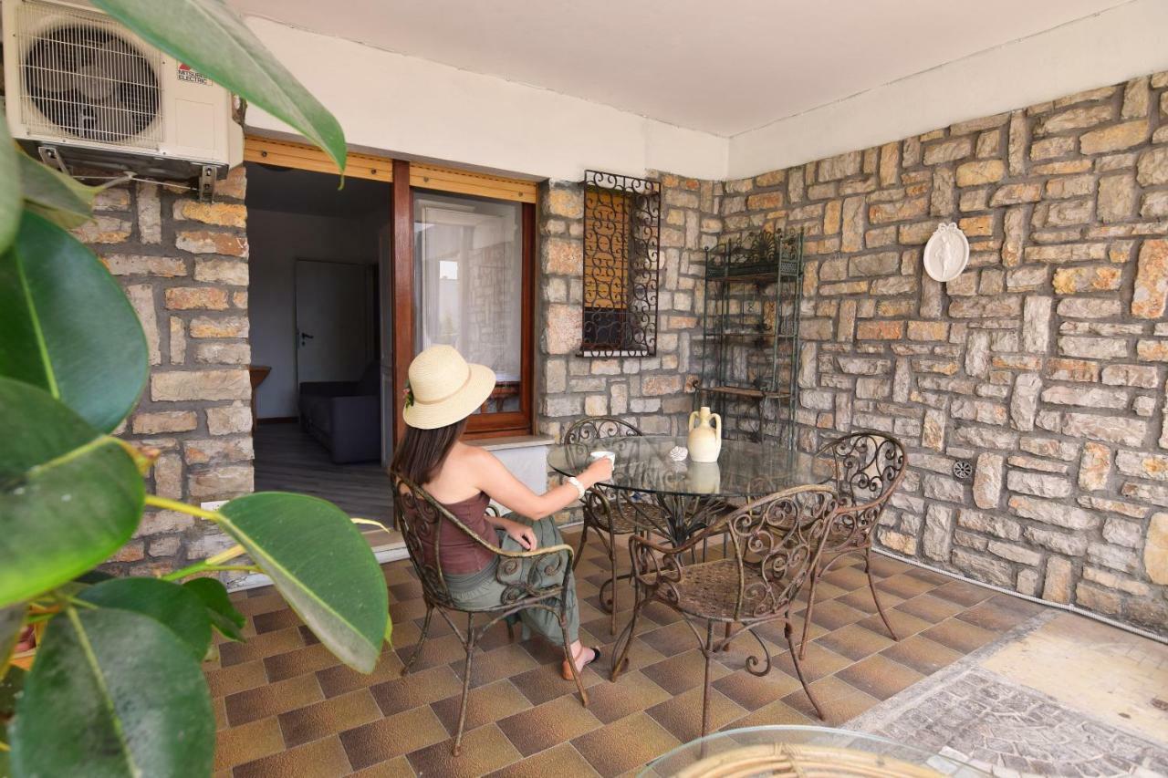 Un Ospite A Fontania Bed and Breakfast Γκαέτα Εξωτερικό φωτογραφία