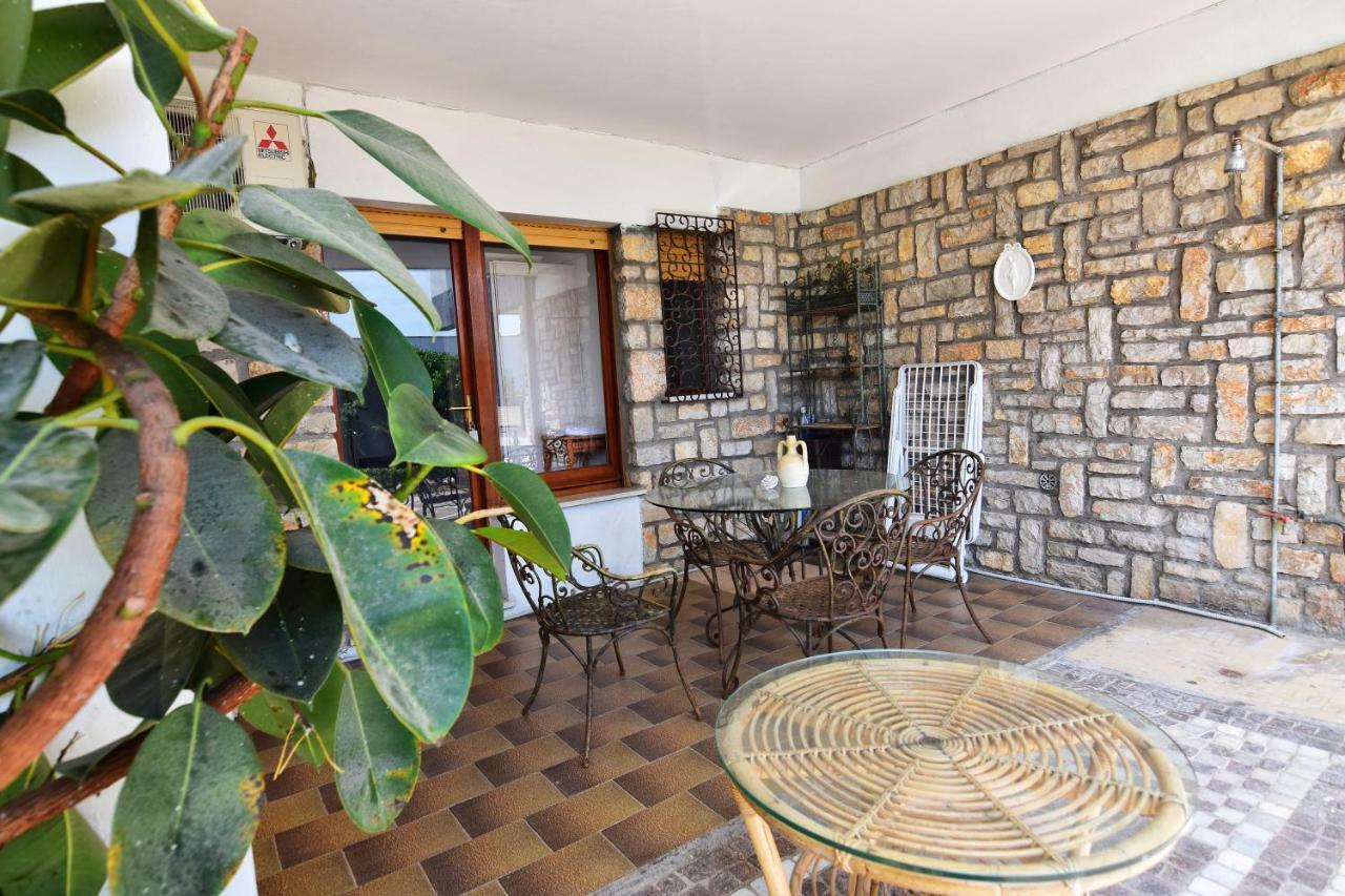 Un Ospite A Fontania Bed and Breakfast Γκαέτα Εξωτερικό φωτογραφία