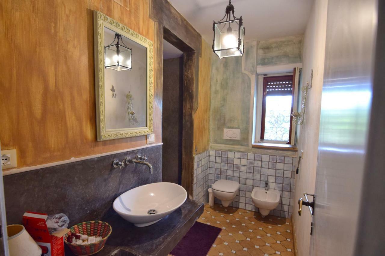 Un Ospite A Fontania Bed and Breakfast Γκαέτα Εξωτερικό φωτογραφία