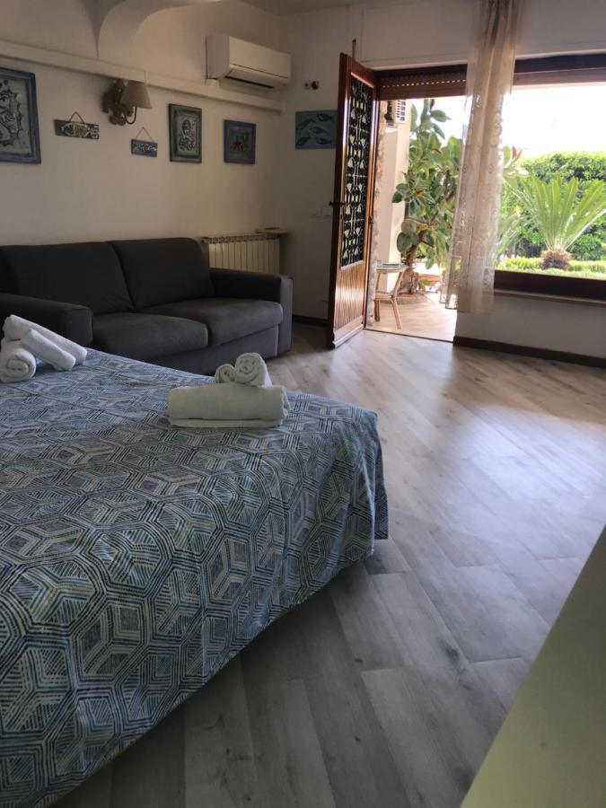 Un Ospite A Fontania Bed and Breakfast Γκαέτα Εξωτερικό φωτογραφία